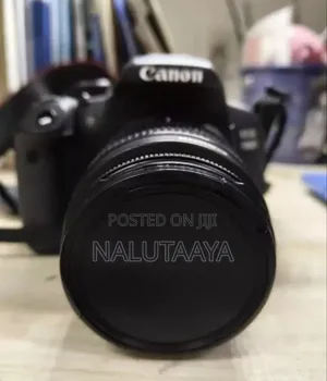 Canon Camera 700d