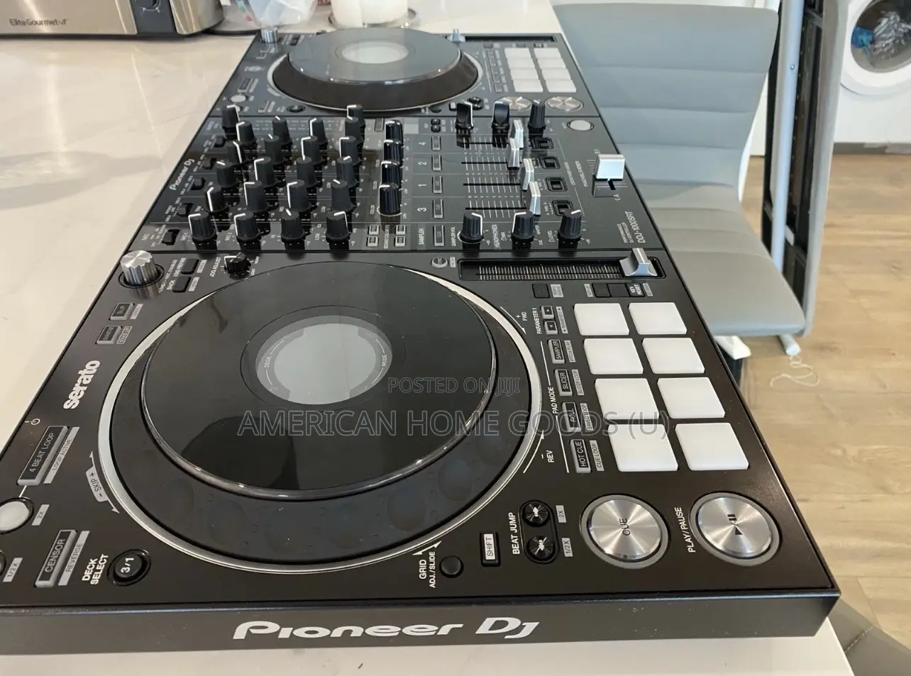 Pioneer DDJ 1000 SRT Serato Style 4-Channel Performance Mixer