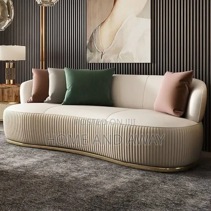 Sofas/3 Seaters Magnificent Sofa Set Couches in Any Colour 980,000/-