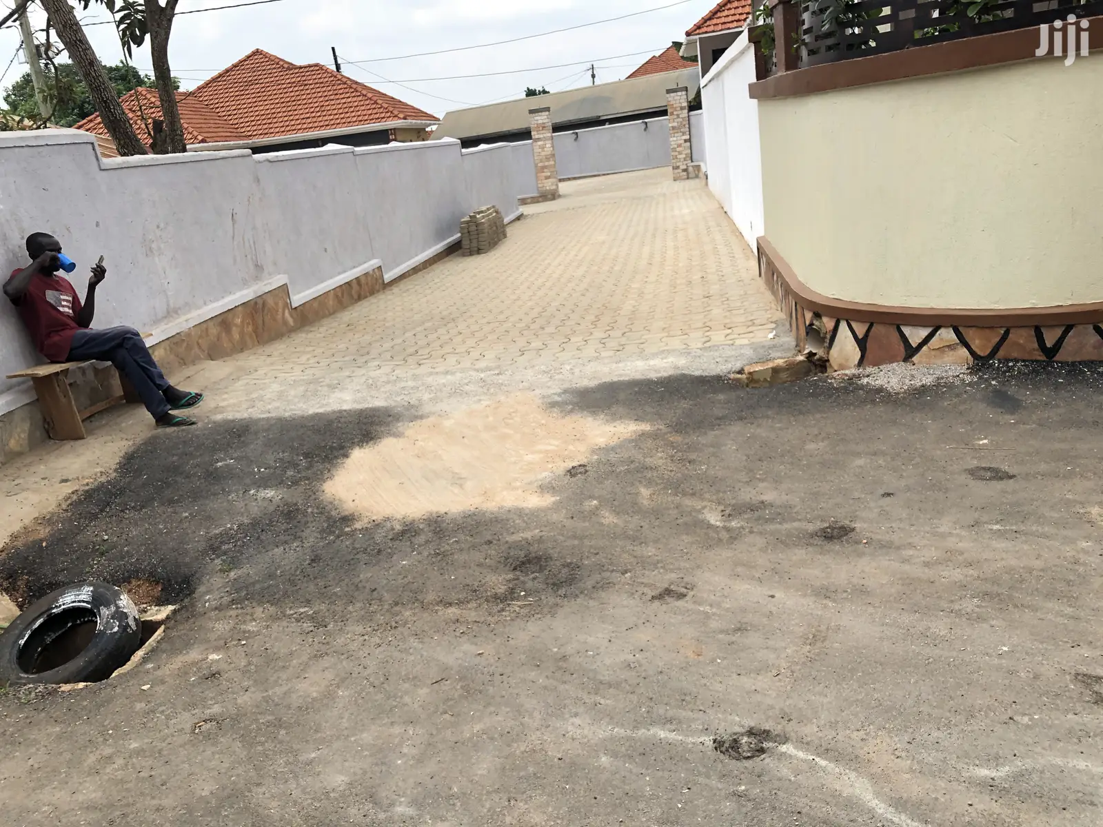 Four Bedroom House In Kira For Sale