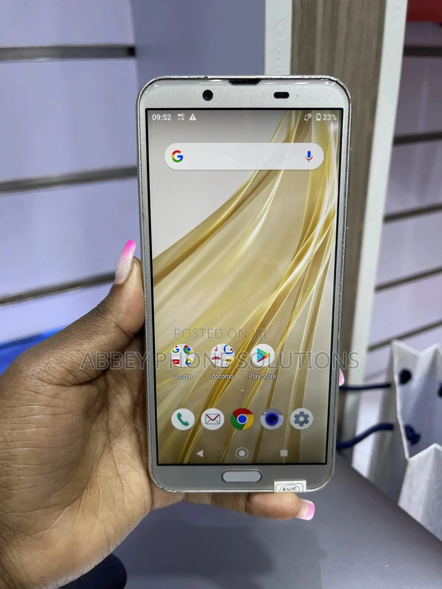 Sharp Aquos Sense 2 SHV43 32 GB Silver