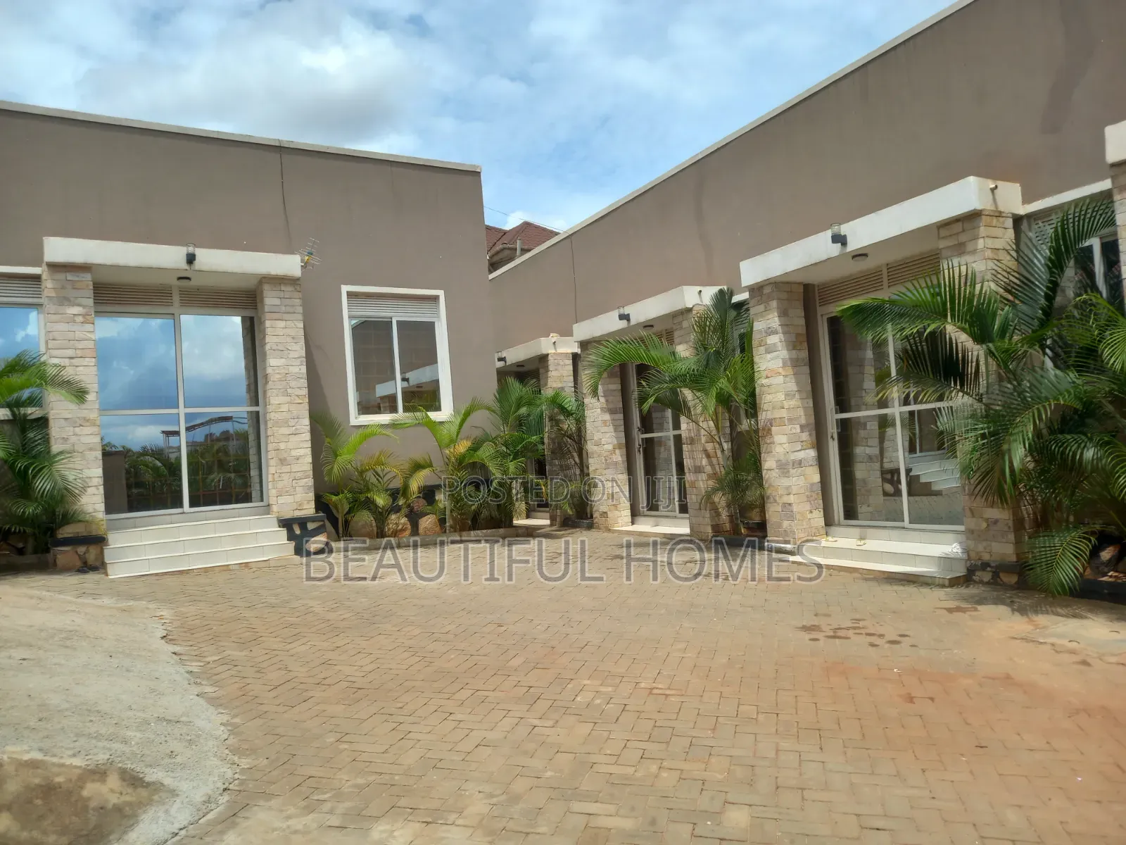 Furnished 2bdrm Apartment in Najjera, Central Division for sale