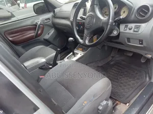 Toyota RAV4 2002 Silver