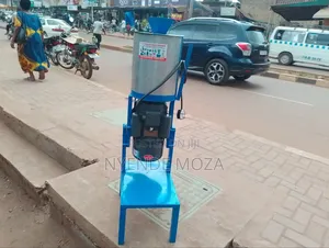 Electric Ground Nuts Grinding Machine High Quality