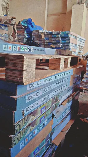 SPC Vinyl Interlocking Tiles