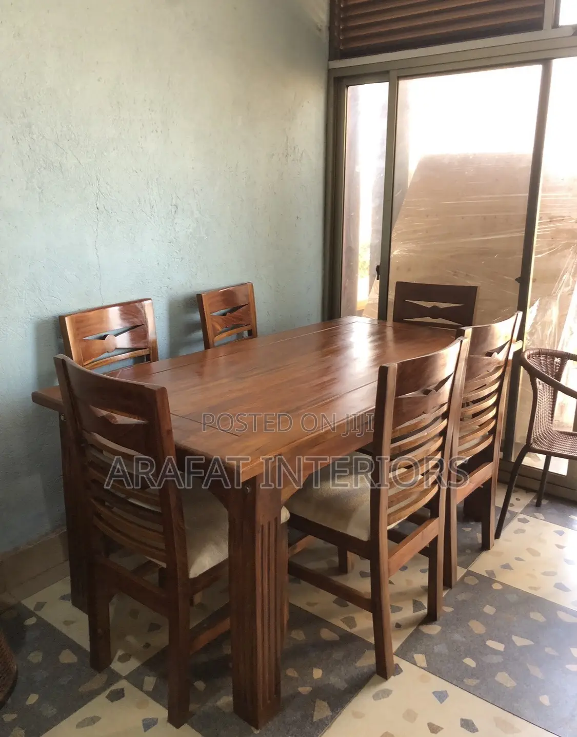 Premium 6 Seater Wooden Dinning Table Set