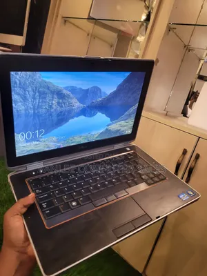 Laptop Dell Latitude E6420 8GB Intel Core i7 HDD 750GB
