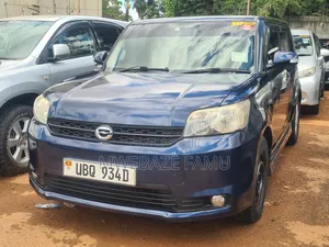 Toyota Corolla Rumion 2010 Blue