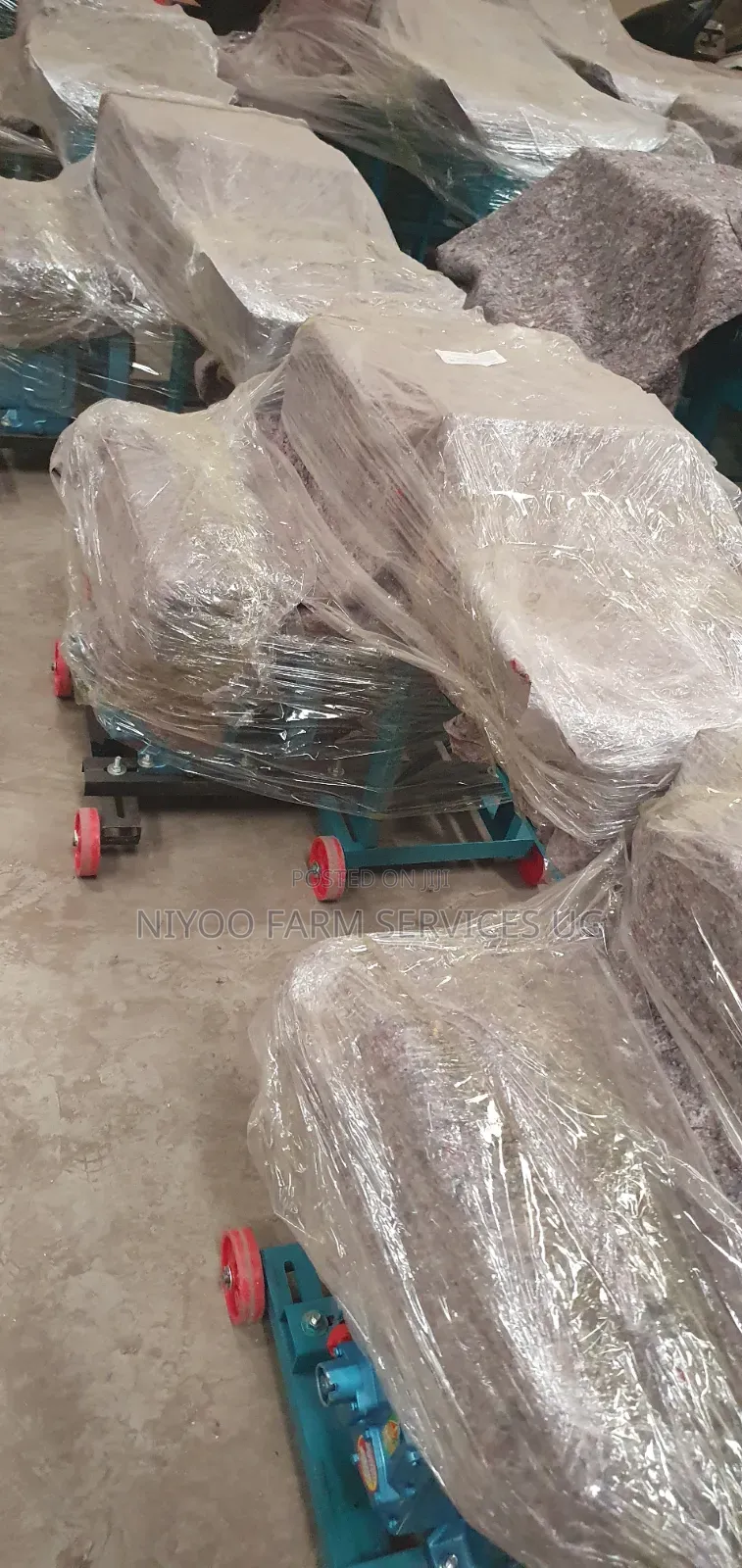 Pellets Machine With a Petrol Engine