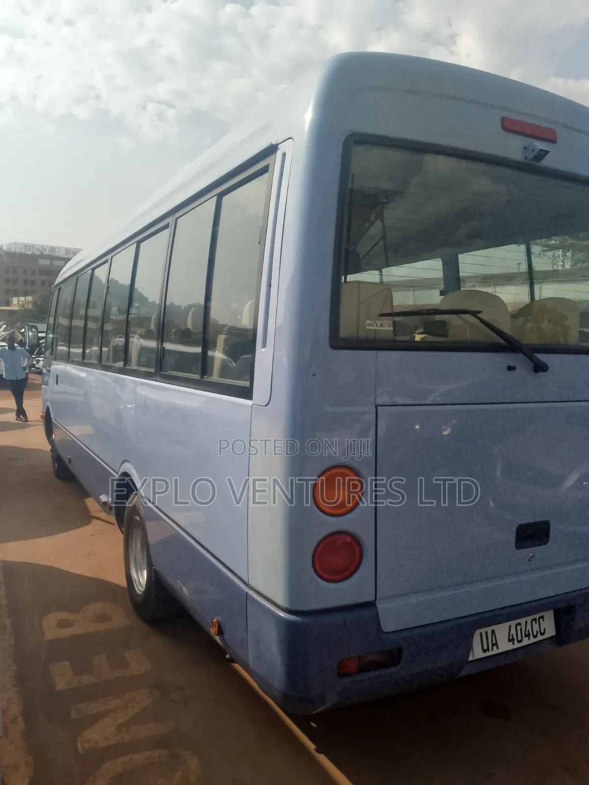 Coaster 28 Seater