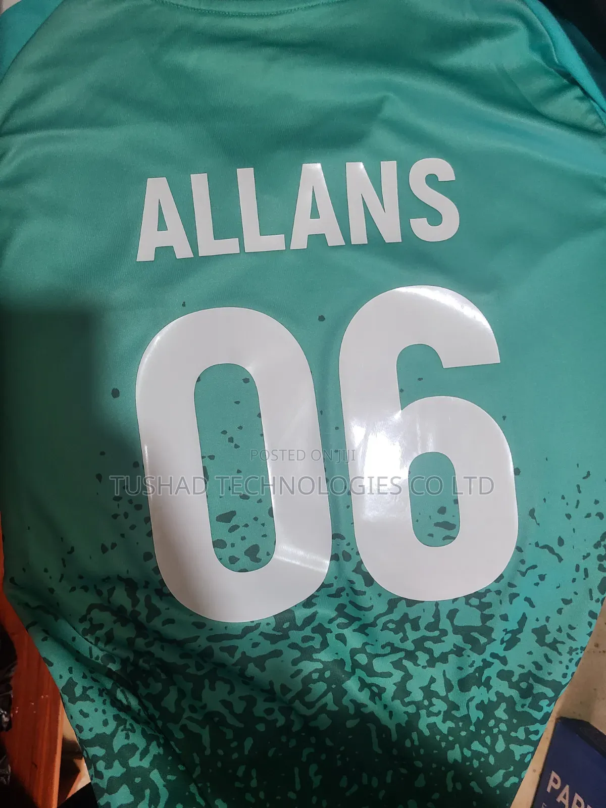 Bottle Branding, Customized Gifts, Printing Cups, Notebooks, Jerseys