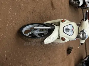 Kymco 2000 White