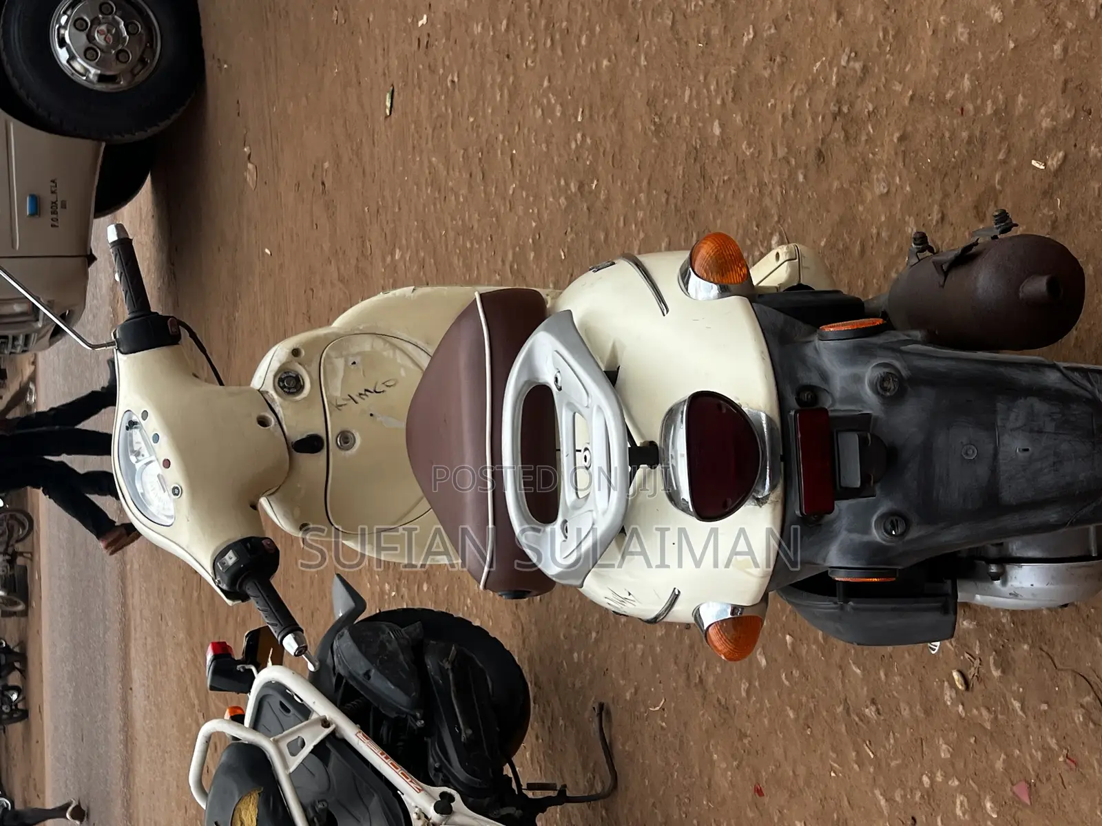 Kymco 2000 White