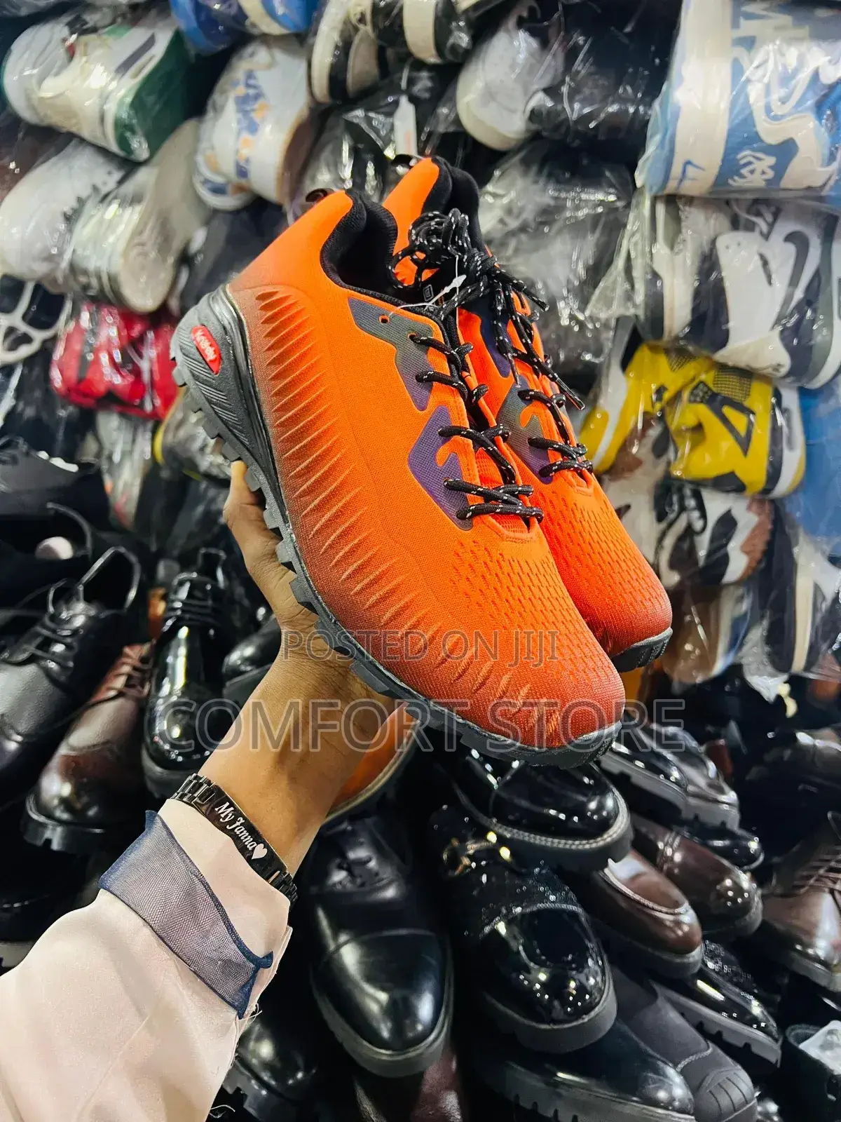 Football Simple Shoes in a Nice Color