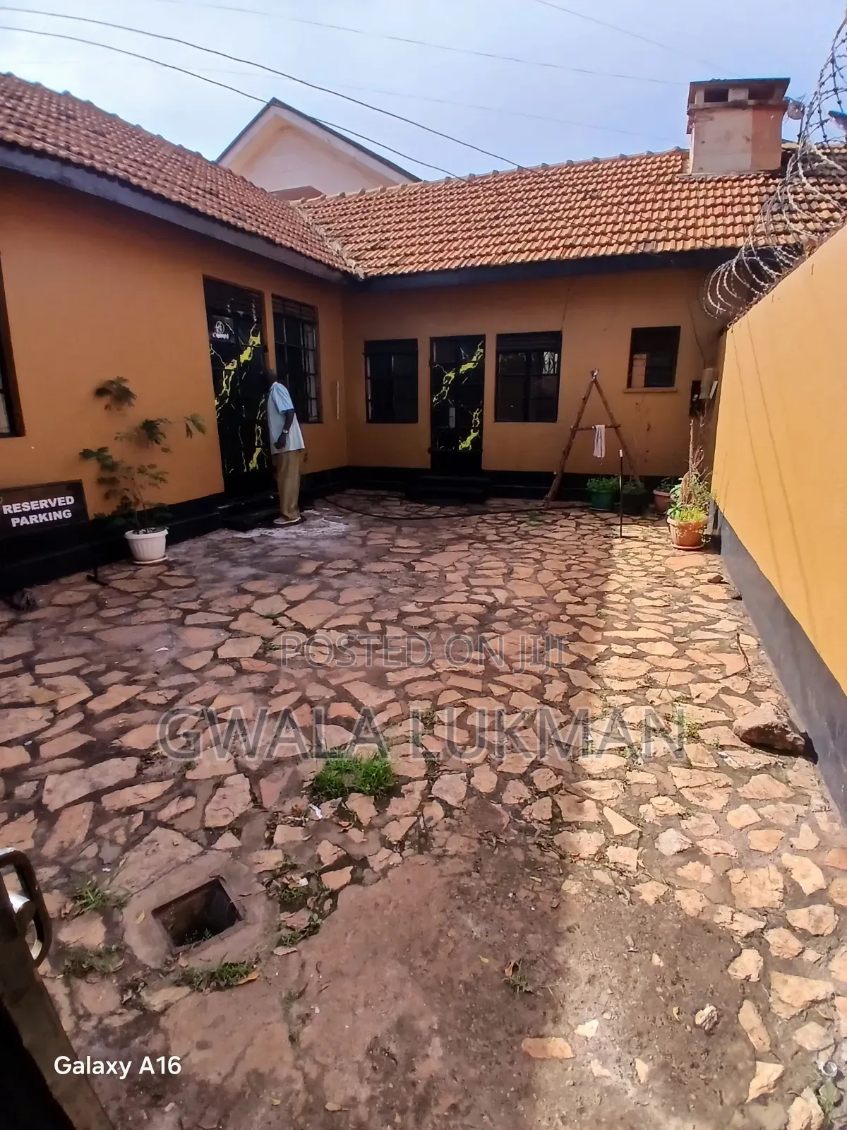Standalone for Rent Available