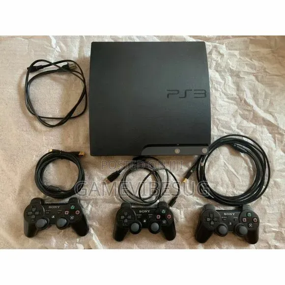 Playstation 3 Console Set - 2 Controllers 12 Great Games Pack VVX