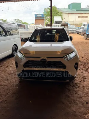 Toyota RAV4 2019 White