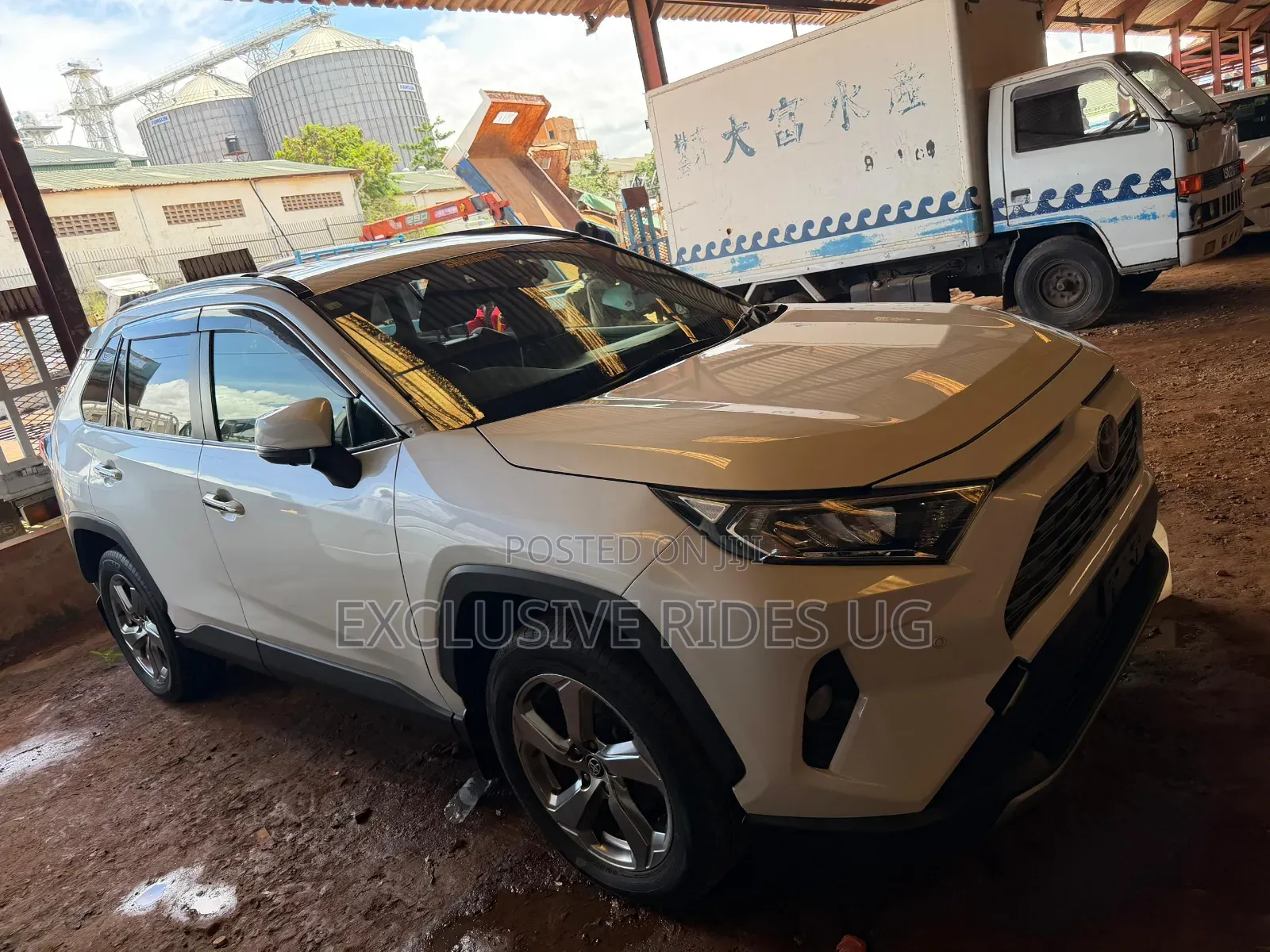 Toyota RAV4 2019 White