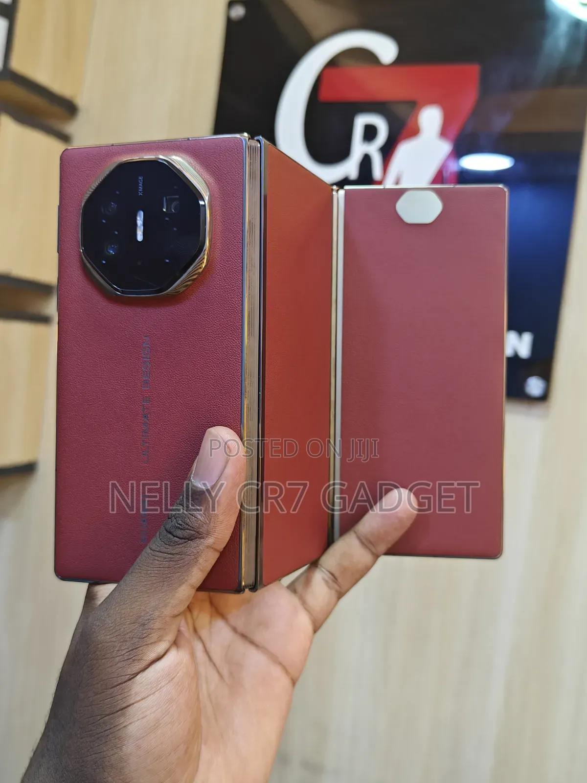 Huawei Mate XT Ultimate Design 1 TB Red