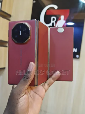 Huawei Mate XT Ultimate Design 1 TB Red