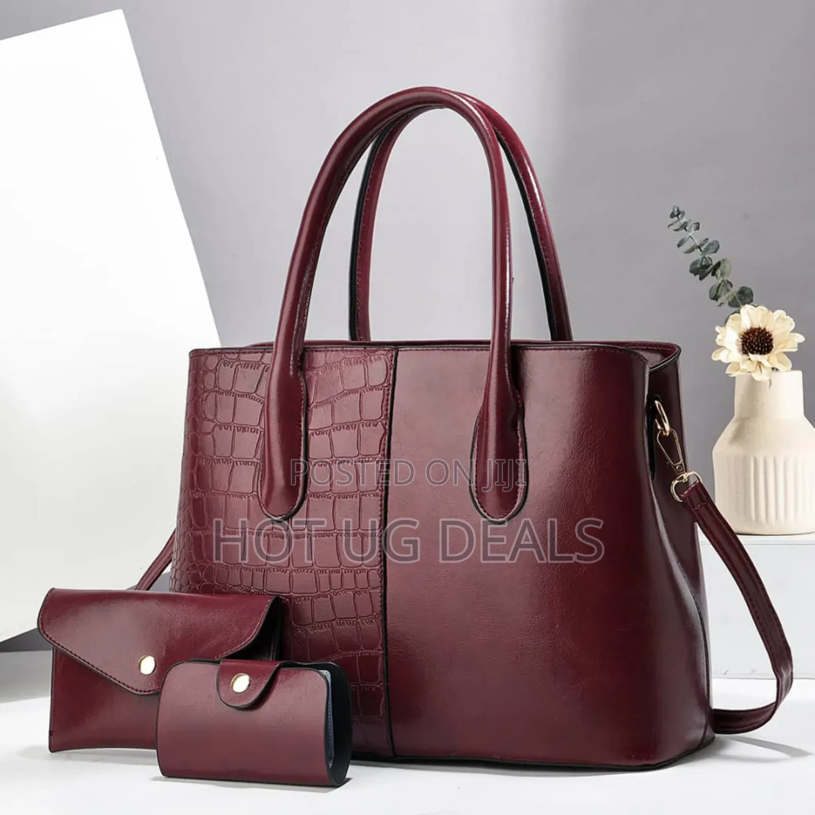 Unique Ladies Hand Bag