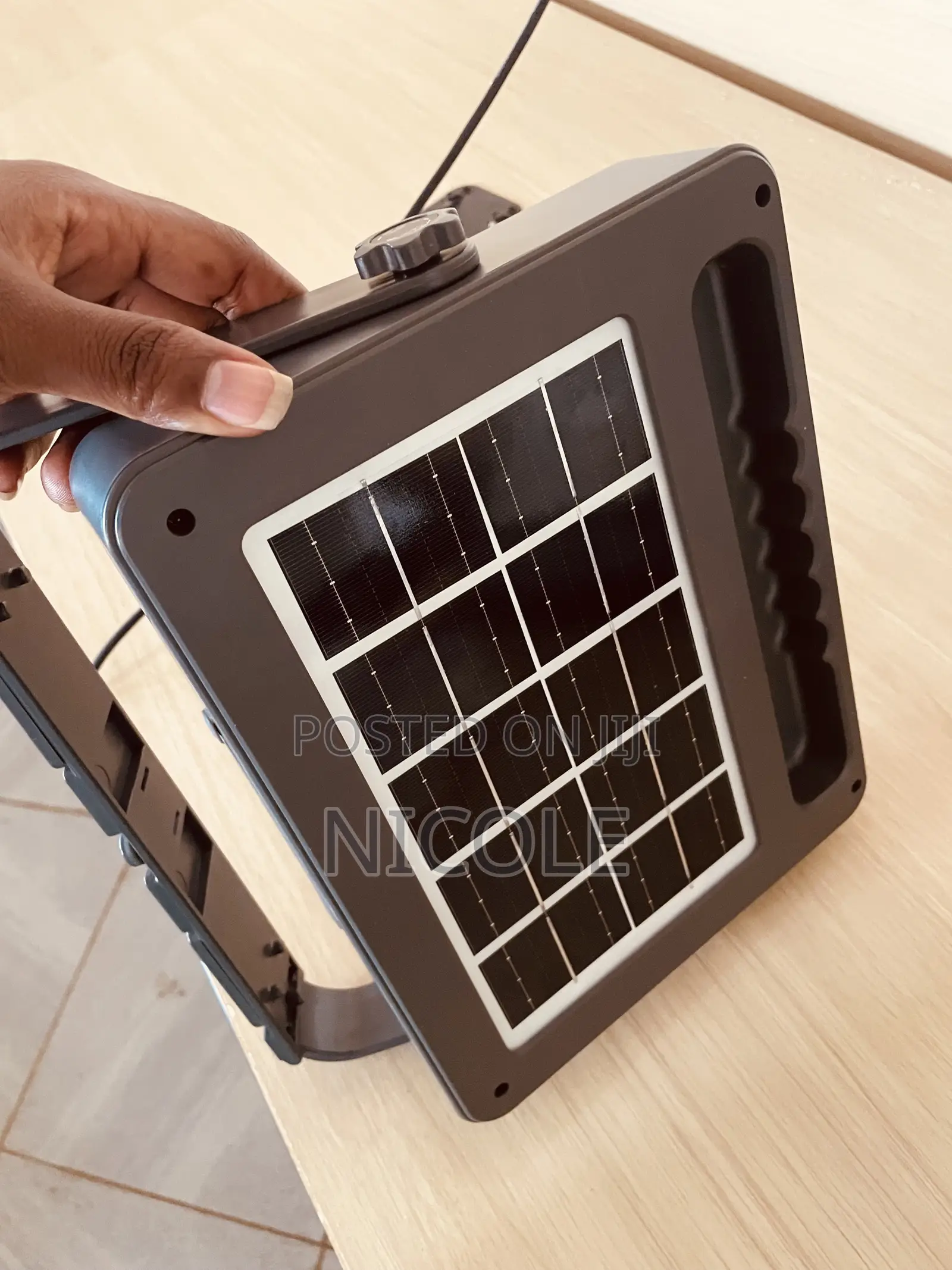 Portable Solar Floodlight – Super Bright