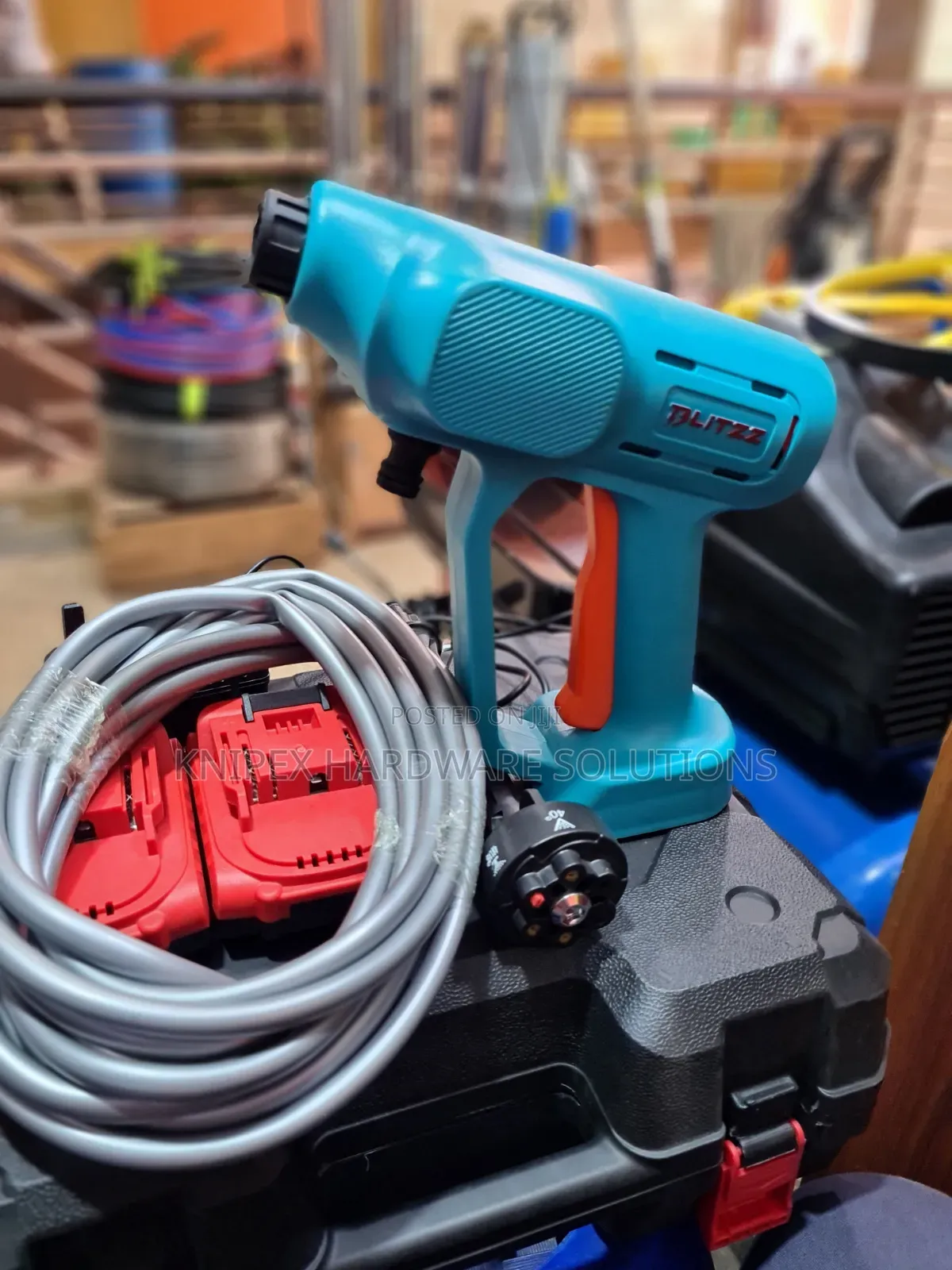 Blitz Rechargeable Car Washer