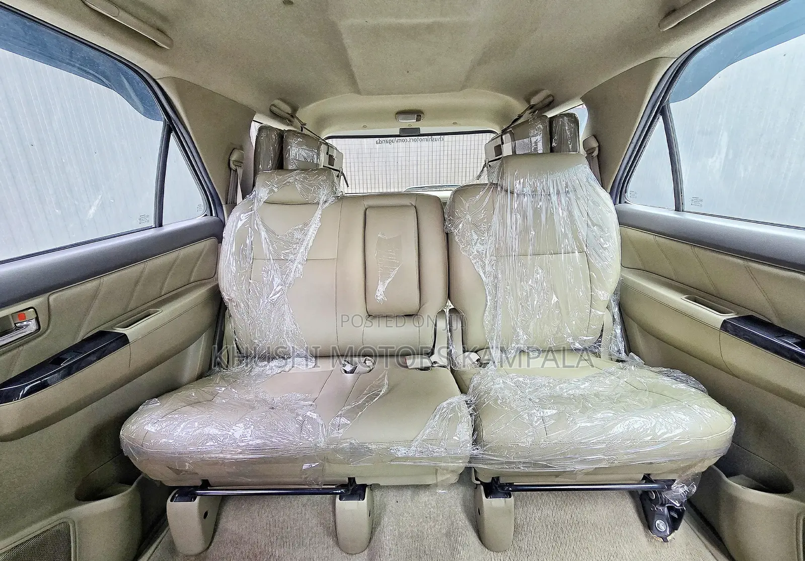 Toyota Fortuner 2.7 AWD 2013 White