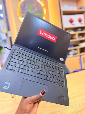 Laptop Lenovo ThinkPad X1 Carbon 16GB Intel Core i7 SSHD (Hybrid) 512GB