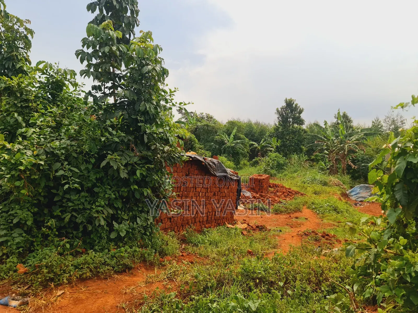 50*100ft on Sale Located at Gimbo Wakiso Only 3km Off Tarmac