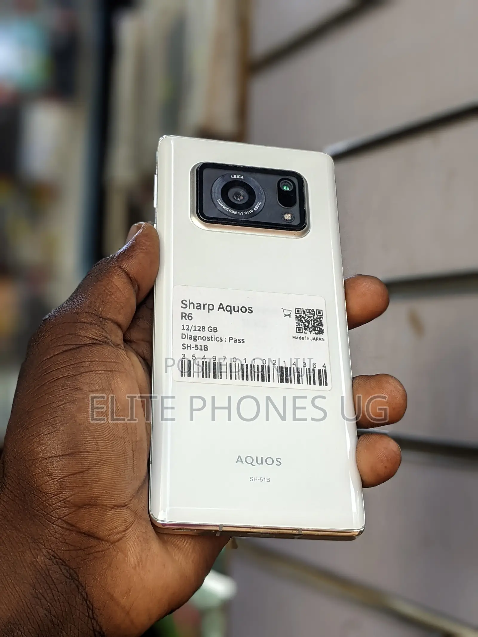 Sharp Aquos R6 128 GB White