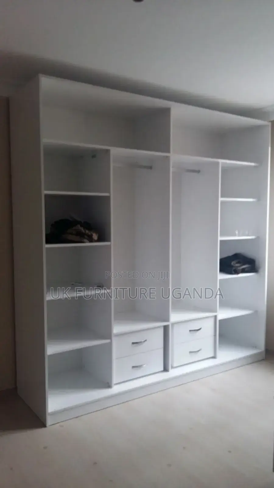 Open Clothet Wardrobe 8fts