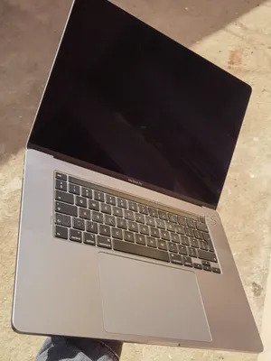 Laptop Apple MacBook Pro 2019 16GB Intel Core i7 SSD 512GB
