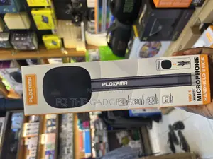 Plokama Microphone Holder,Mic Stick Handheld