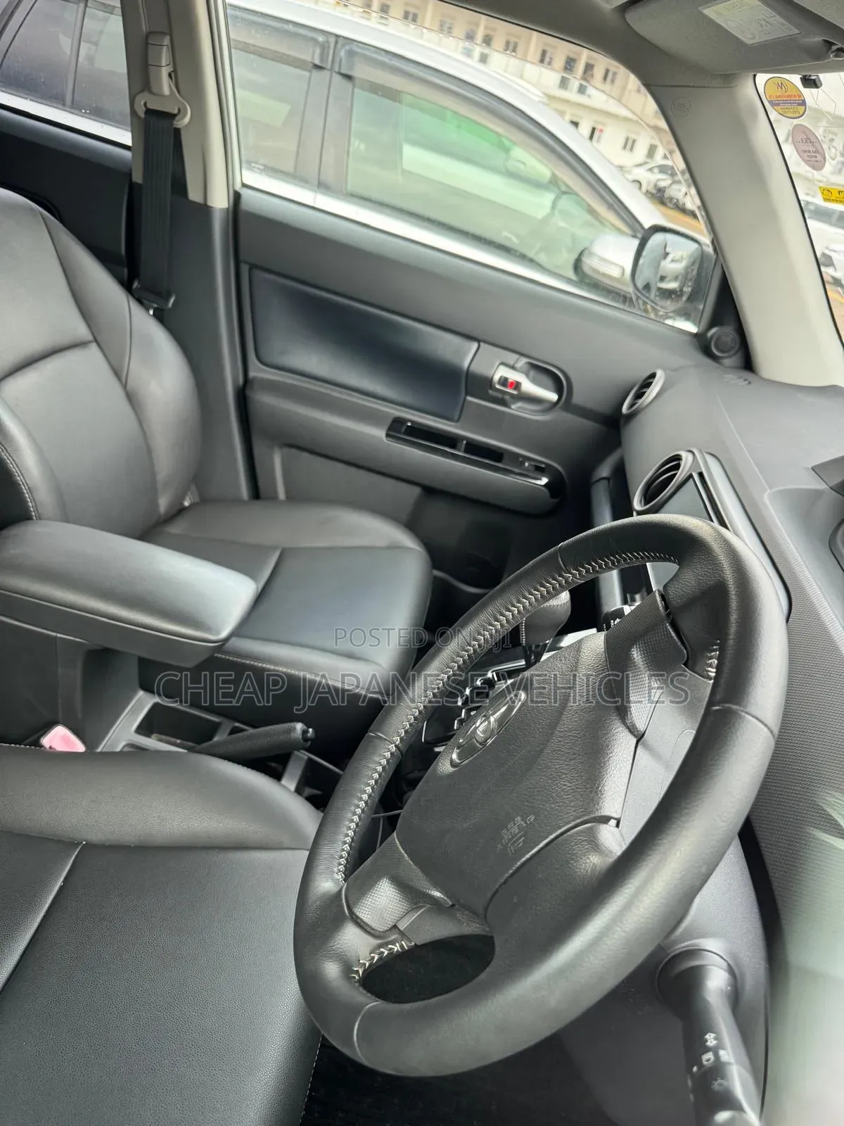 Toyota Corolla Rumion Hatchback 1.8 FWD 2012 Pearl