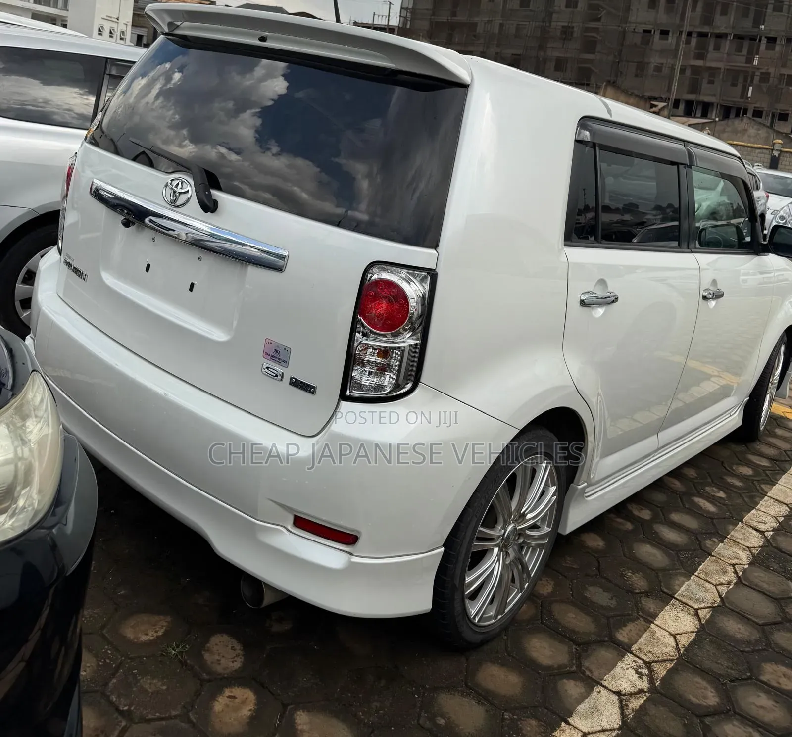 Toyota Corolla Rumion Hatchback 1.8 FWD 2012 Pearl