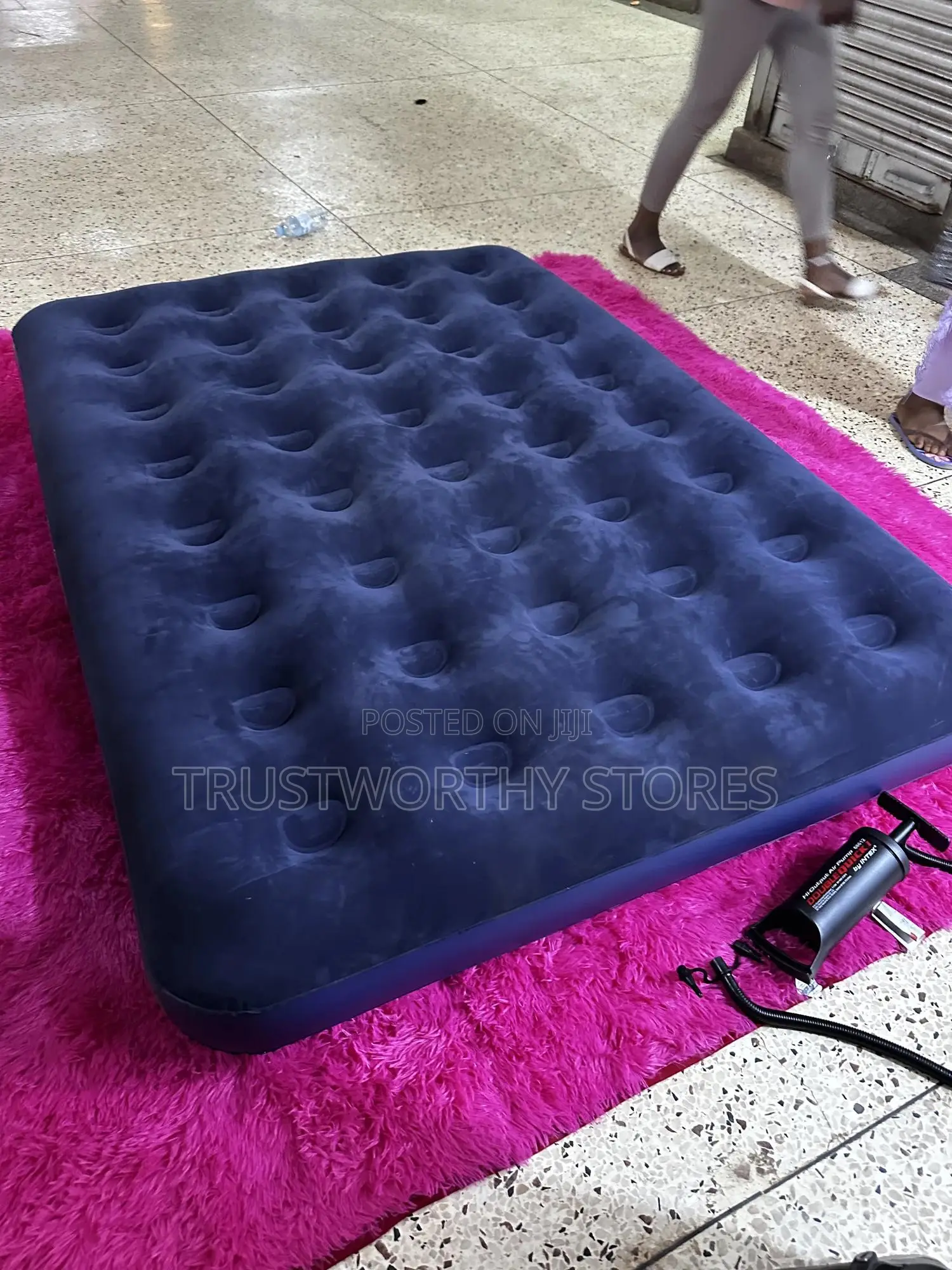 4by6 Navy Blue Inflatable Mattress