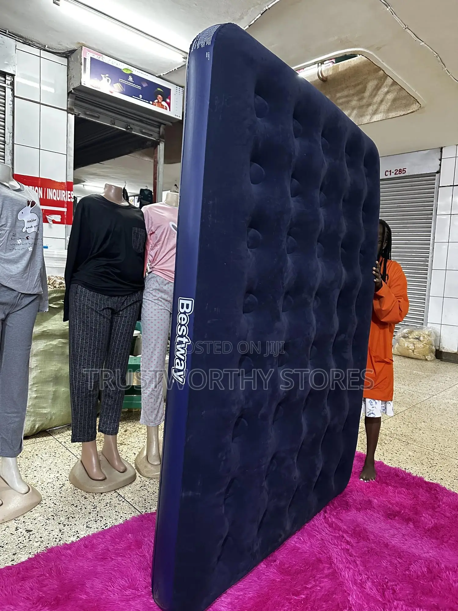4by6 Navy Blue Inflatable Mattress