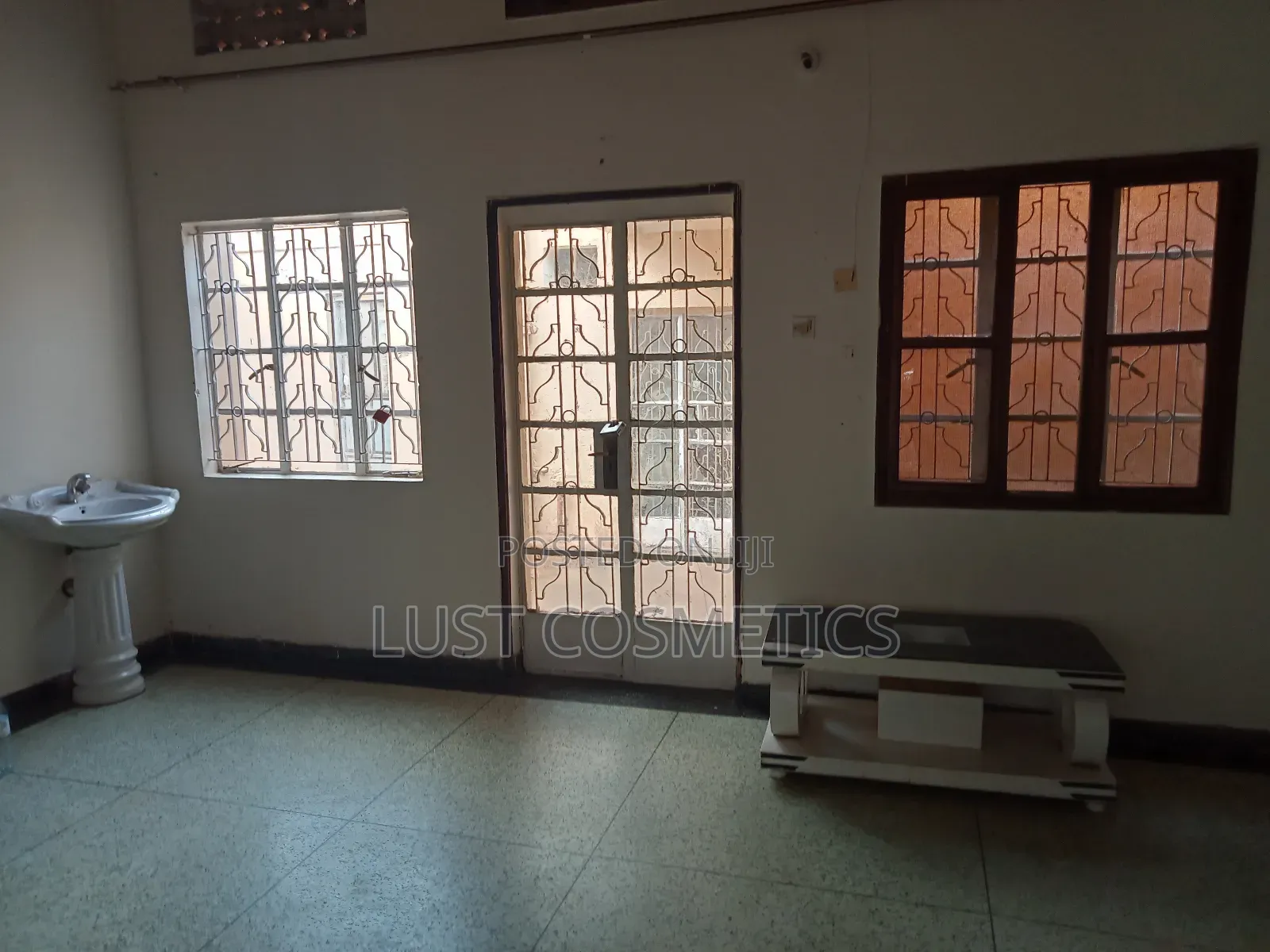 3bdrm House in Central Division for rent