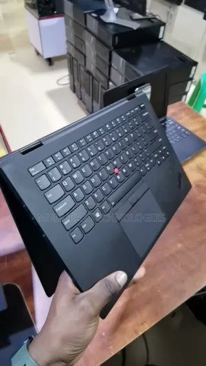 Laptop Lenovo ThinkPad X1 Yoga 16GB Intel Core i7 SSD 512GB
