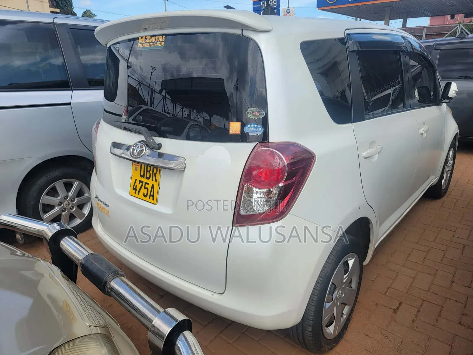 Toyota Ractis 2010 White