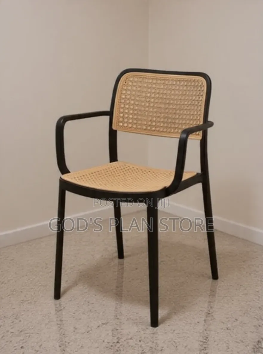 Monobloc Plastic Chair Plastic Chair Armrests