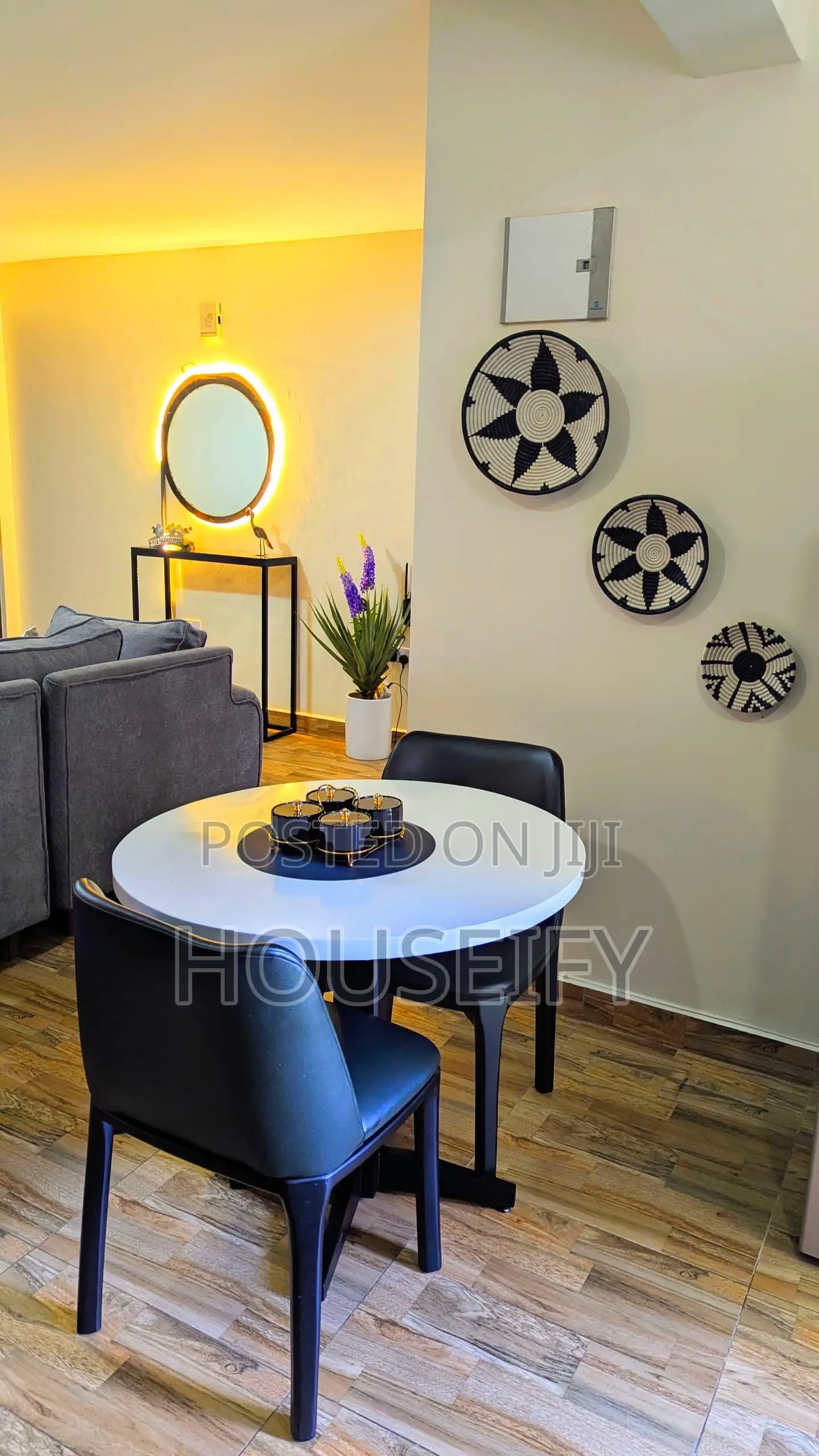 Furnished 2bdrm Apartment in Central Division for rent