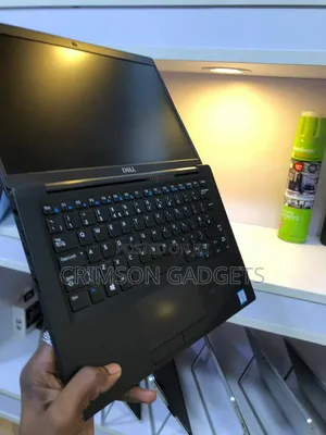 Laptop Dell Latitude 7390 8GB Intel Core i5 SSD 256GB