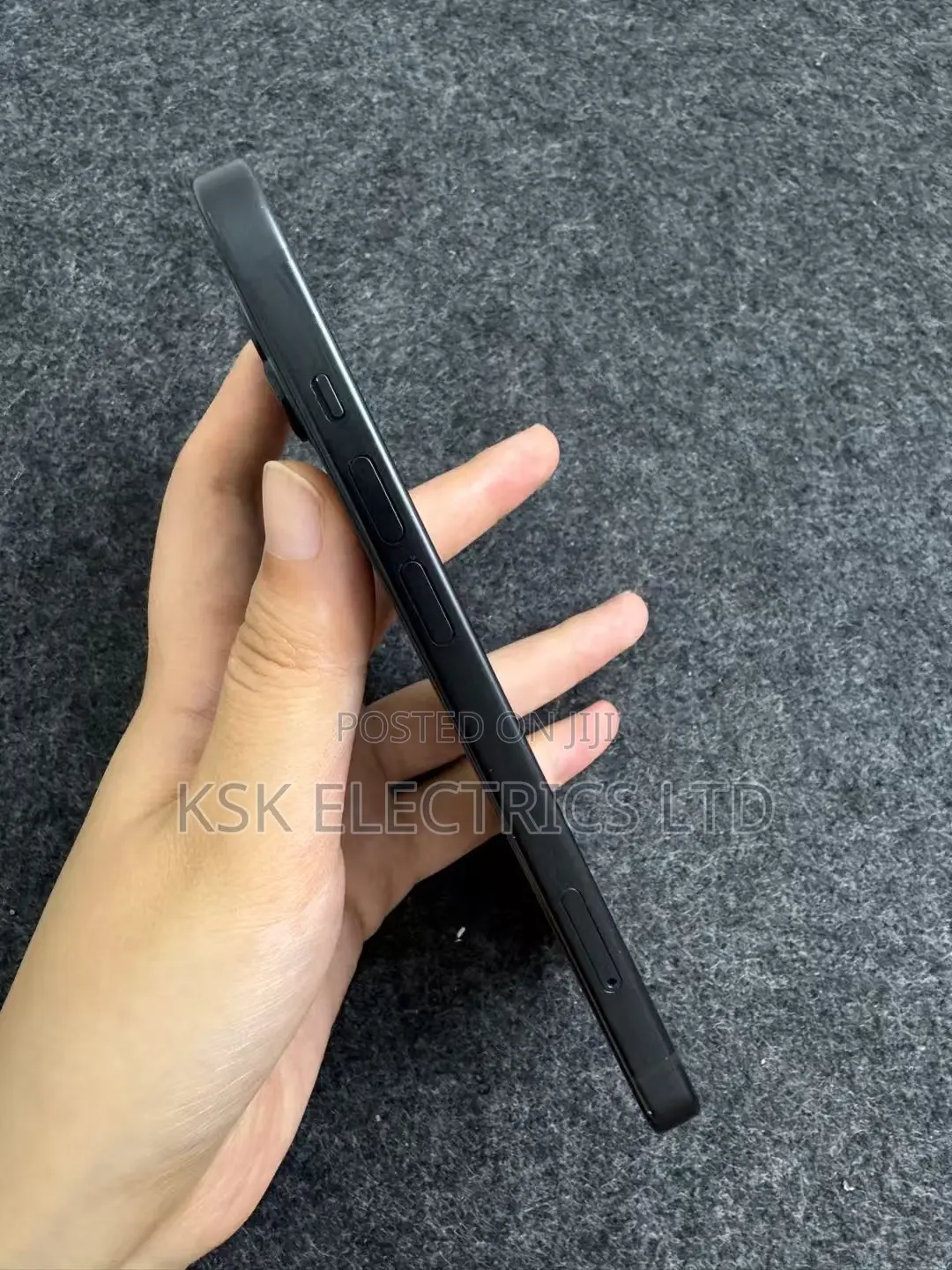 New Apple iPhone 15 256 GB Black