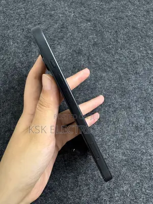 New Apple iPhone 15 256 GB Black
