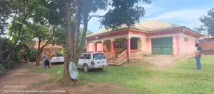 4bdrm House in Mbalwa Estate, Central Division for sale