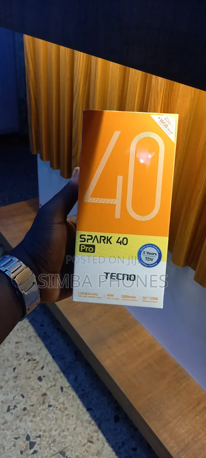 New Tecno Spark 40 Pro 256 GB Orange
