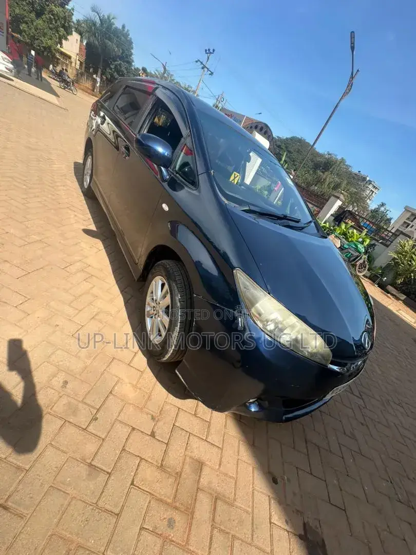 Toyota Wish 2010 Blue