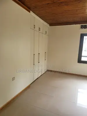 5bdrm Bungalow in Muyenga Bukasa, Central Division for rent